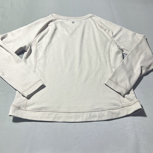 Avalanche women’s top - Picture 3 of 8